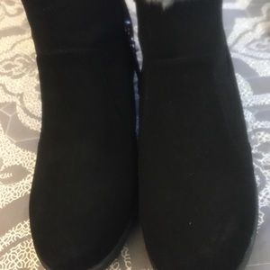 Khombu black size 7 boots